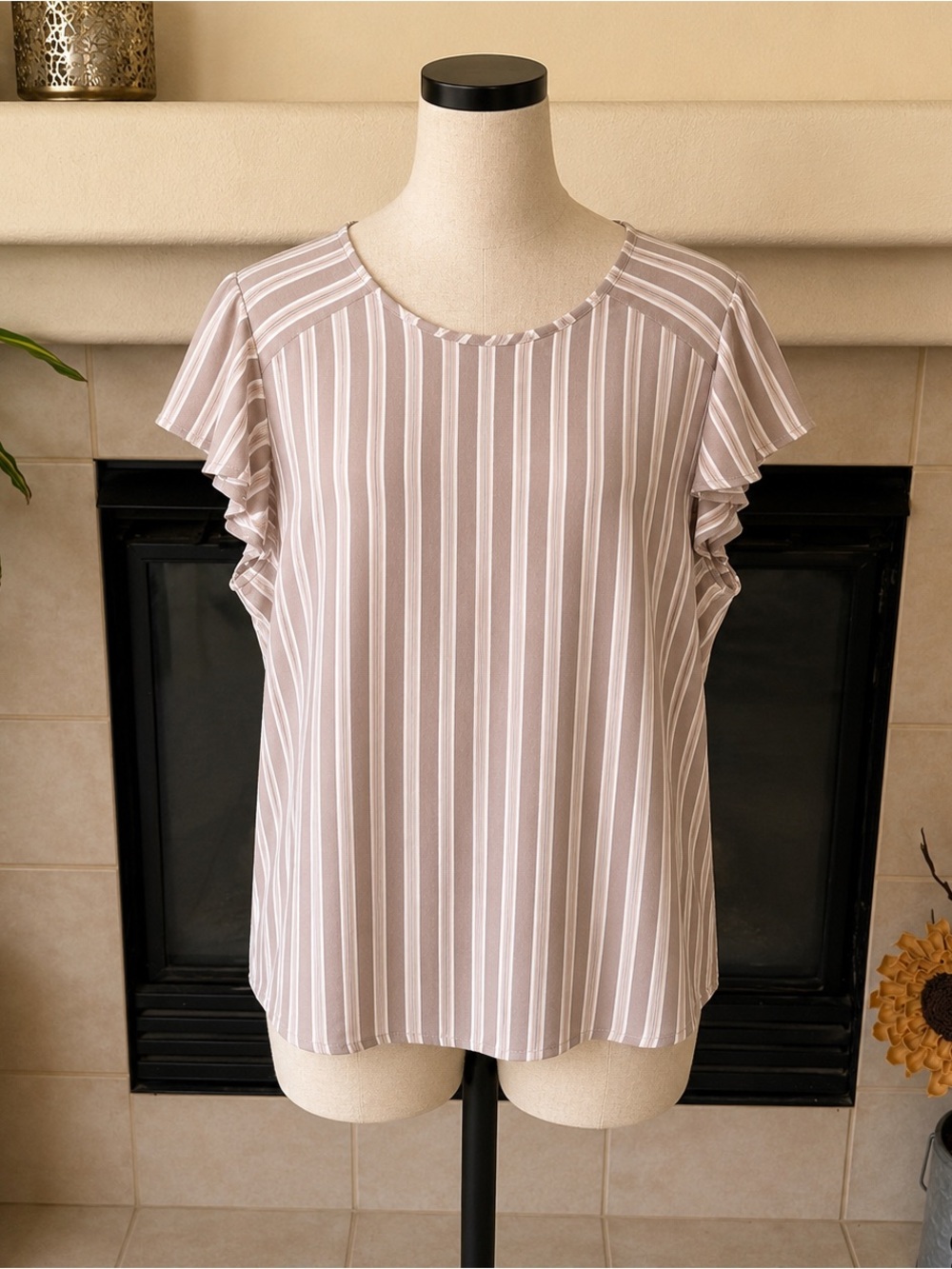 Adrianna Papell Taupe and White Striped Flutter Sleeve Top